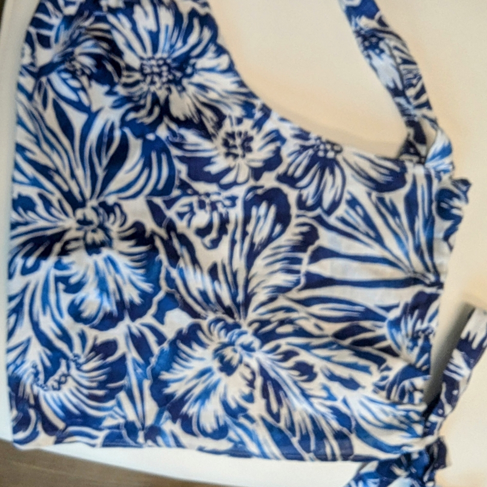 Banana Republic Blue and White Floral Tank Top - Picture 6 of 7